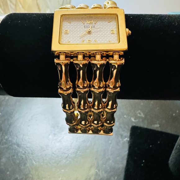 New In Box Gorgeous Ecclissi Goldtone Ladies Watch #80225 with papers. - Picture 7 of 8